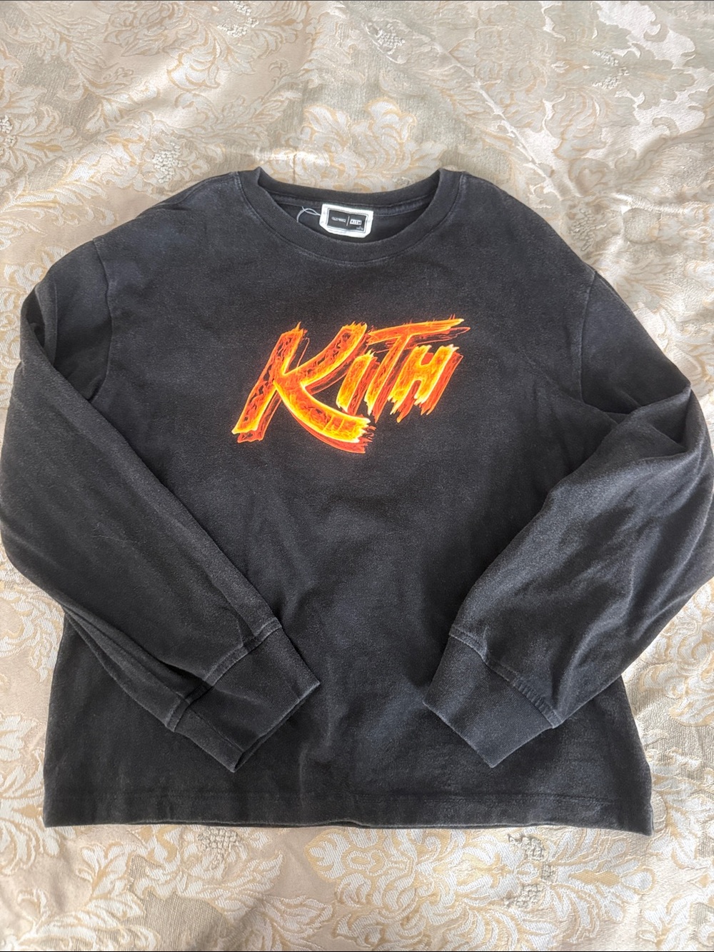 Kith x Capcom- size L